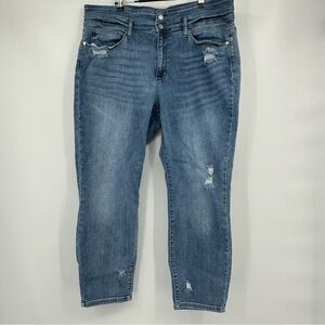 Judy Blue Relaxed Fit Jeans 22W Distressed I0016